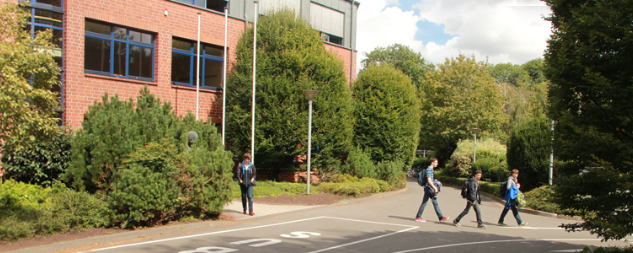 HERZLICH WILLKOMMEN (c) CC0 1.0 - Public Domain (von unsplash.com) HERZLICH WILLKOMMEN